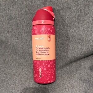Authentic Owala Love Letter 32oz Freesip NWT